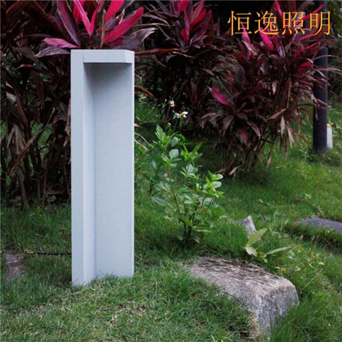 供应恒逸照明户外现代草坪灯