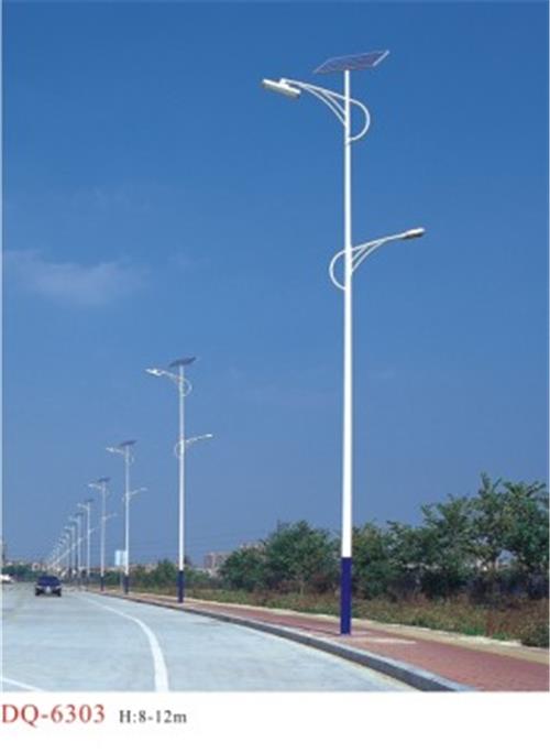 供应恒逸照明户外太阳能道路照明灯