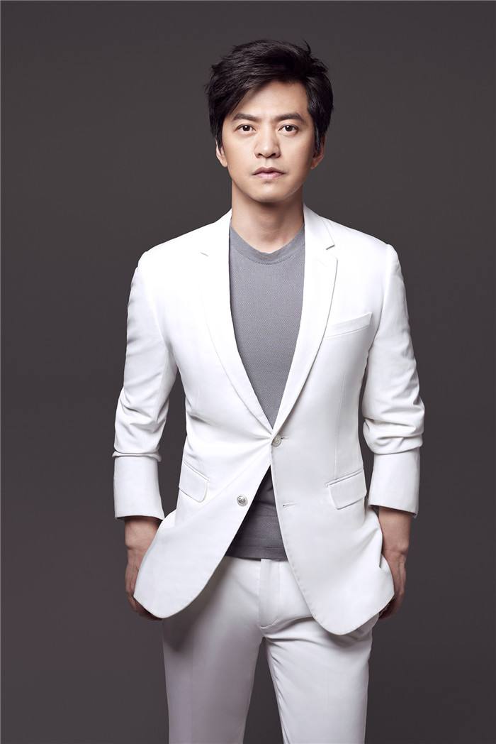 李健经纪人文戈18148936909经纪公司明星商演活动代言费用