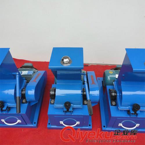 實(shí)驗(yàn)室用錘式破碎機(jī) CP180×150錘式破碎機(jī)廠家直銷原始圖片2