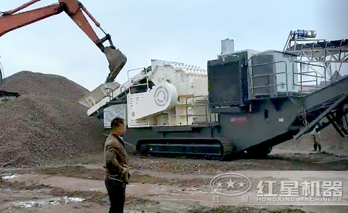 能開進現(xiàn)場的移動破碎機,破碎方便價格不貴原始圖片2