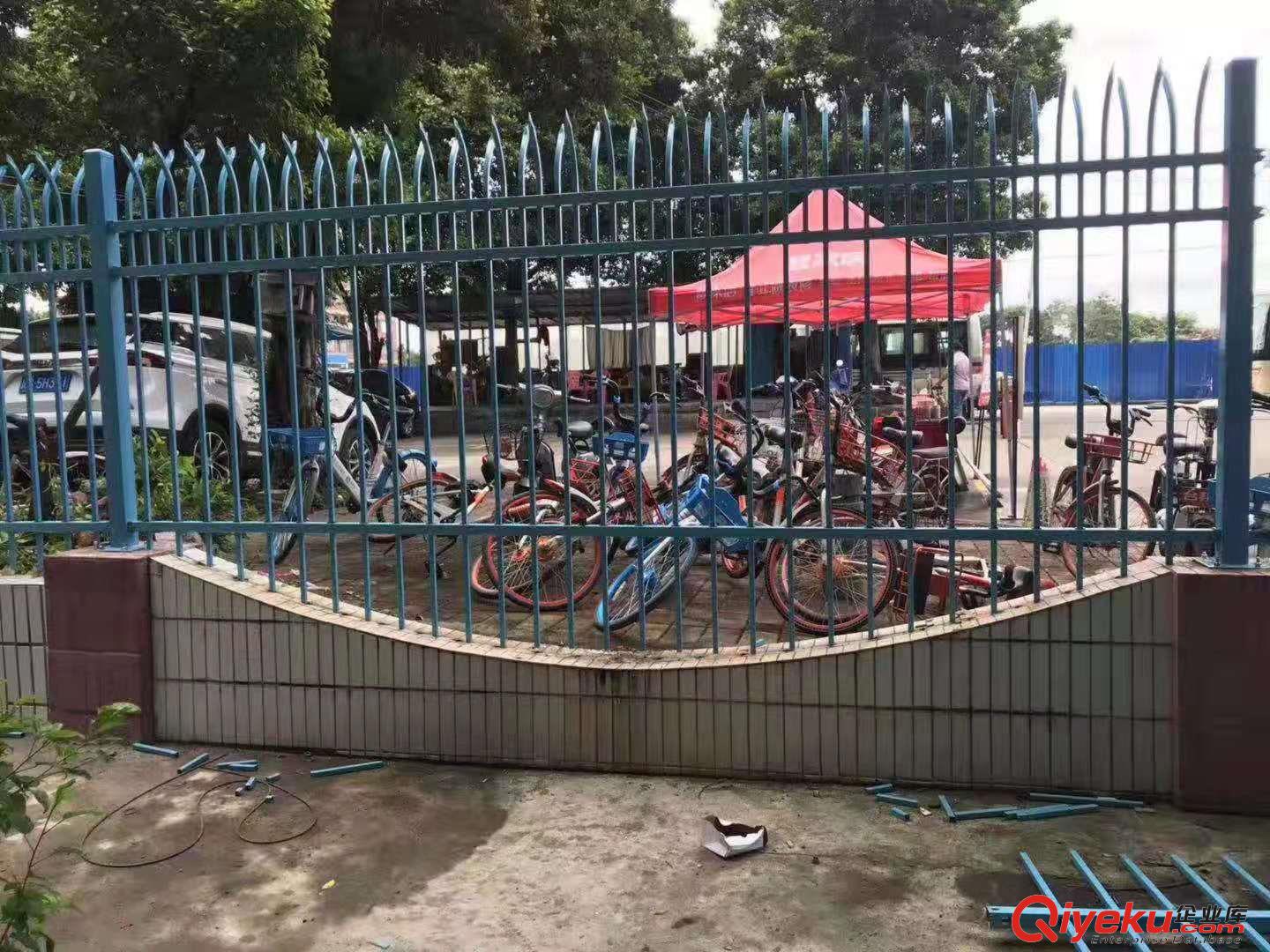 廣東鋅鋼護(hù)欄，小區(qū)護(hù)欄，別墅圍墻欄桿，鋅鋼圍墻護(hù)欄，