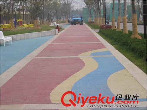 供應(yīng)常州透水地坪材料廠家直供專業(yè)施工揚(yáng)州科普景觀夜光漫道