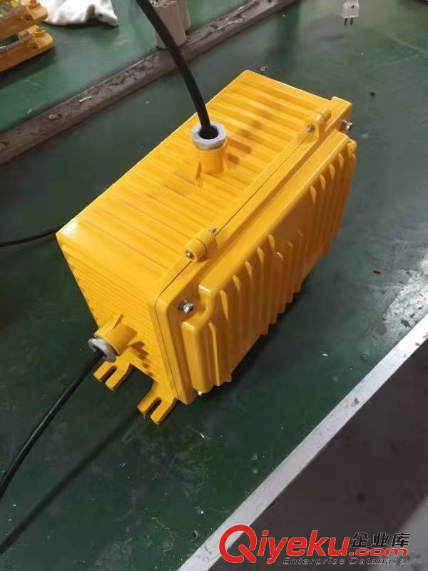 BPC8720防爆平臺燈70W金鹵帶鎮流器吸頂式安裝原始圖片3