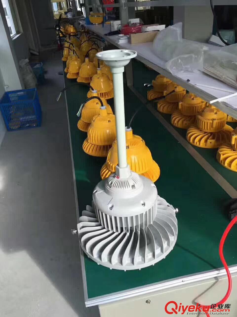 遼寧高校田徑場(chǎng)GB8040 防水防爆免維護(hù)照明燈原始圖片3