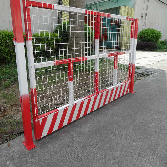 興寧建筑工程臨邊護(hù)欄價格 東莞道路作業(yè)警示欄圖片