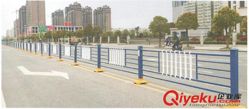 成都道路護(hù)欄廠家-千奇建筑材料