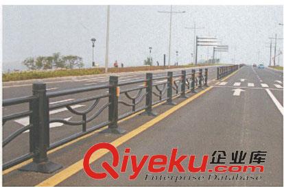 成都道路護欄廠家-千奇建筑材料